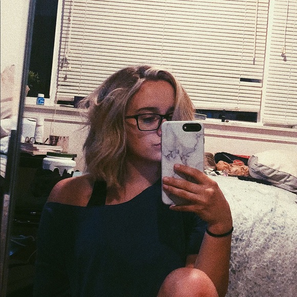 Meet the Posher Other - Meet your Posher, Kiara